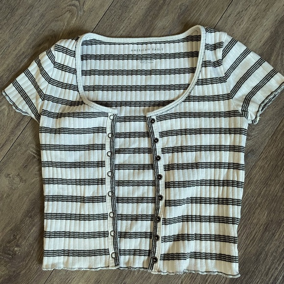 American Eagle xs top - Picture 2 of 3
